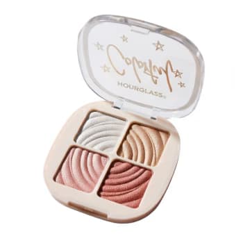 Kiss Touch Colourful Highlighter Palette – Highly Pigmented Shimmer Glow Powder with Multi Shade Radiant Finish for Cheekbones, Nose & Glam Makeup Looks